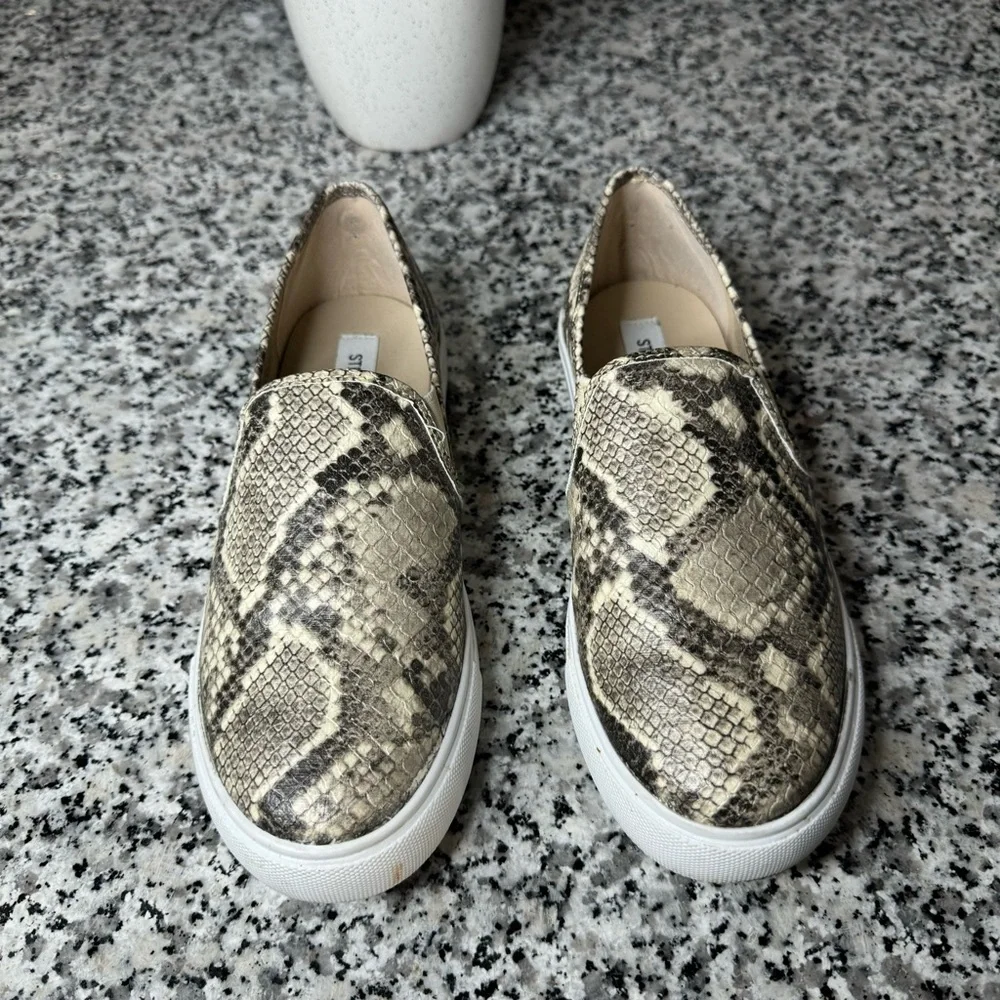Steve Madden | Symba Reptile Print Platform Sneakers Size 7